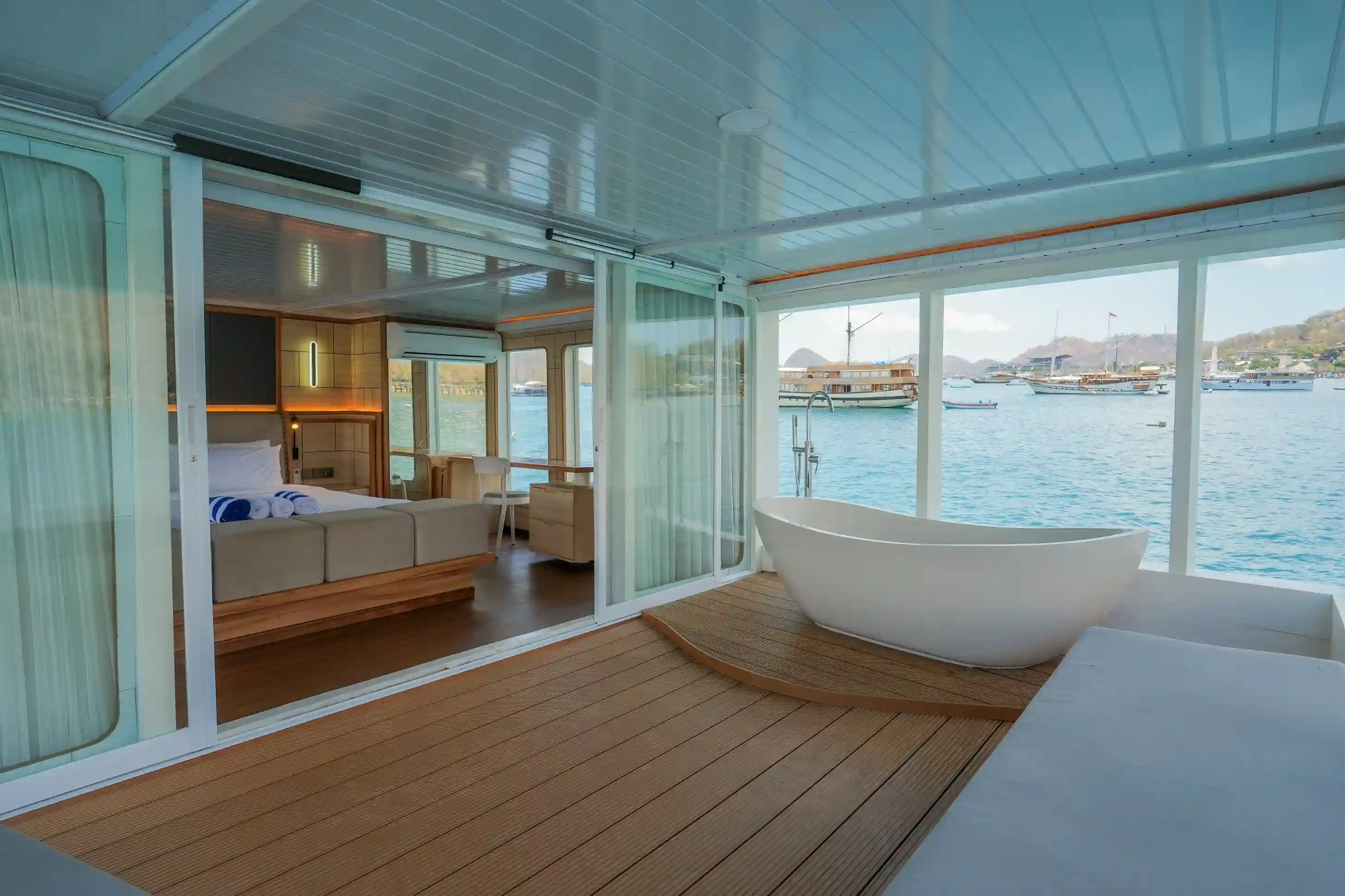 Adonara - Master Cabin