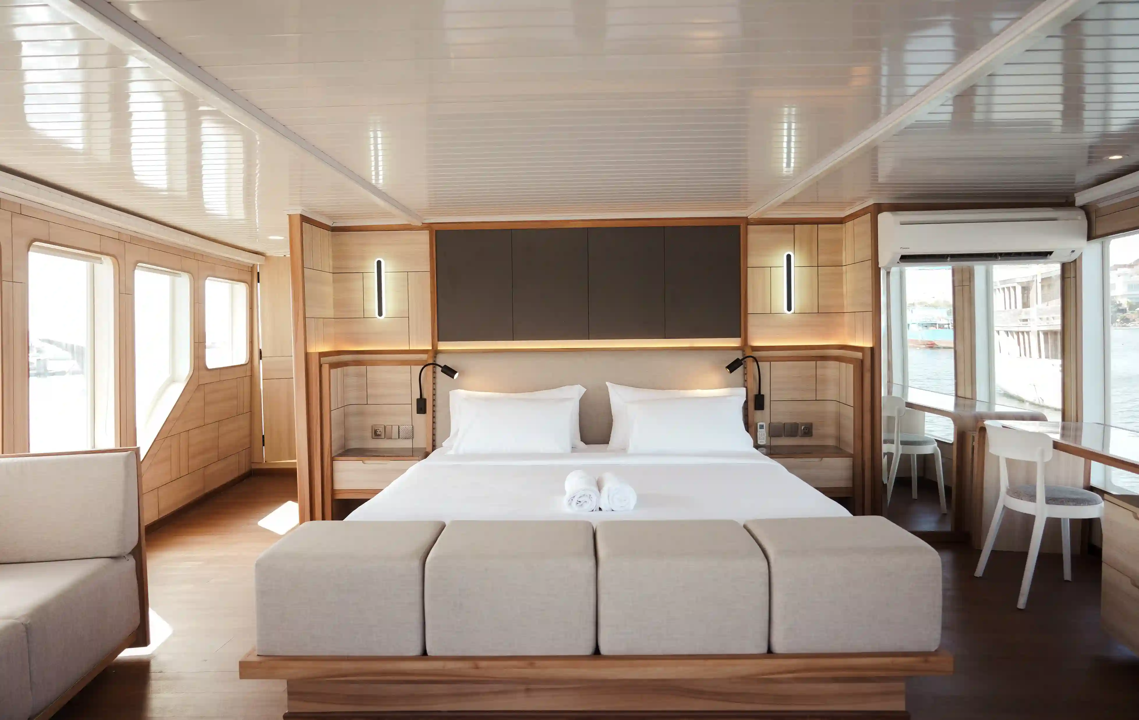 Adonara - Master Cabin