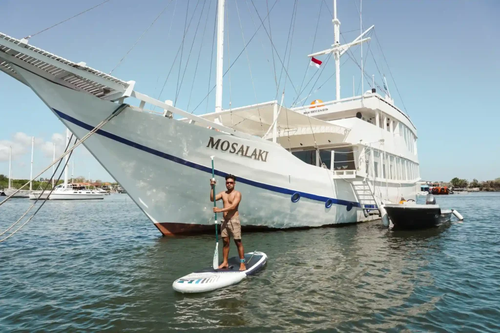 Water Activity Mosalaki Phinisi