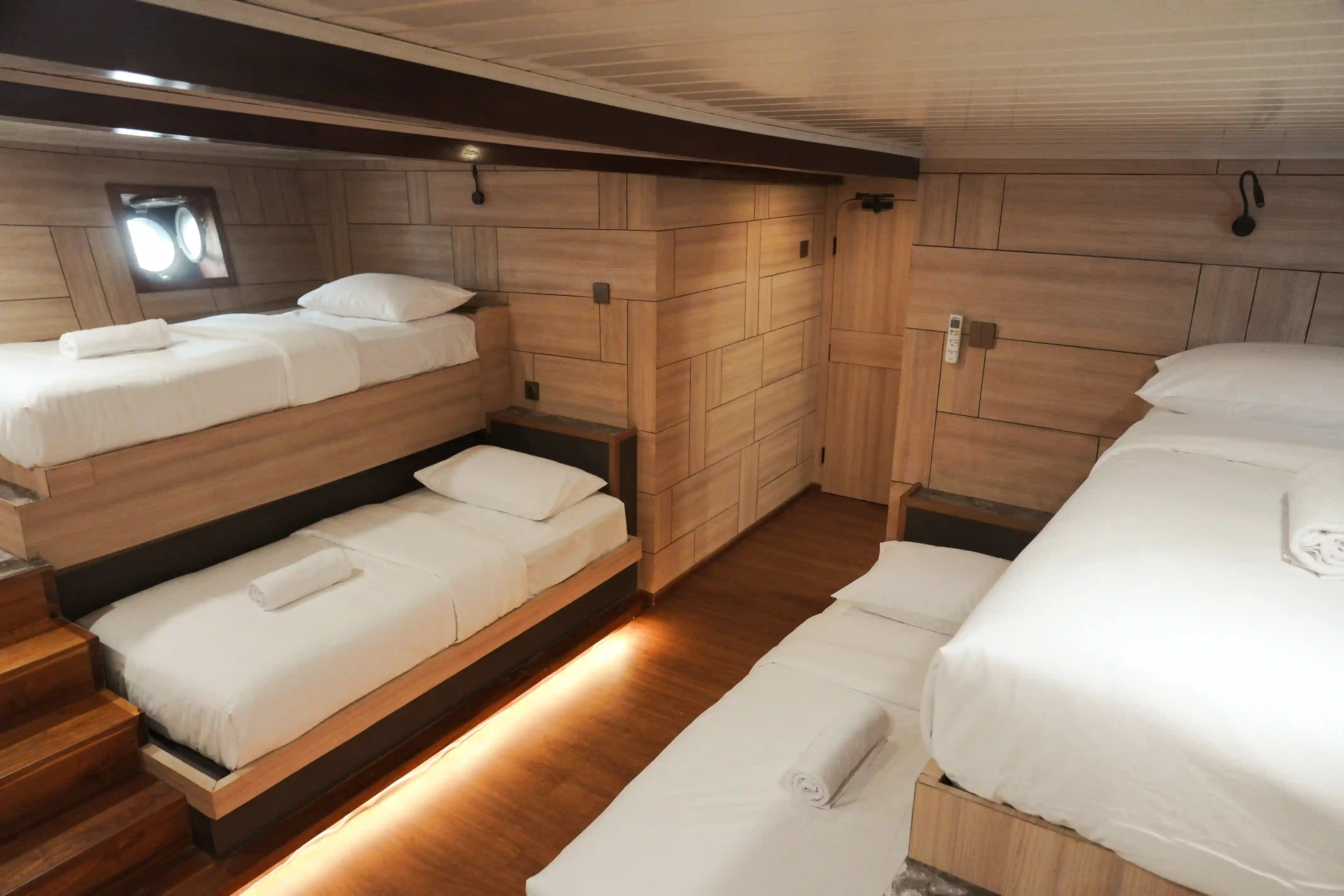 Kelimutu - Sharing Cabin