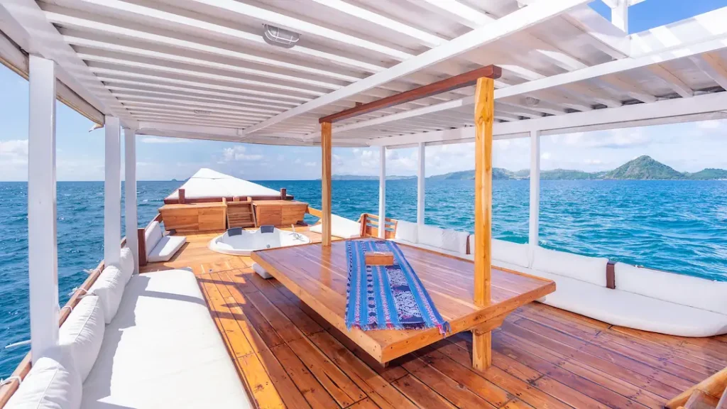Outdoor dining area on the main deck